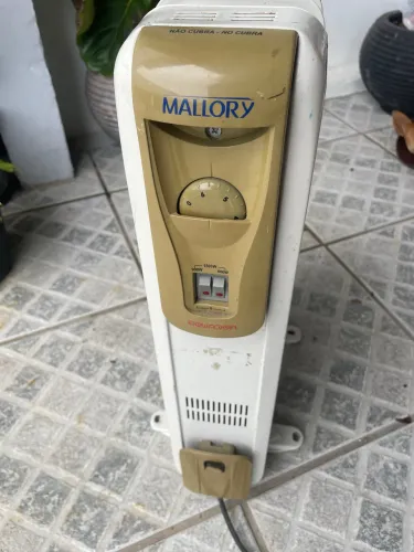 Aquecedor a Óleo Mallory Equador 1500W
