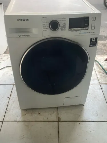 Vende se Samsung Lava e seca