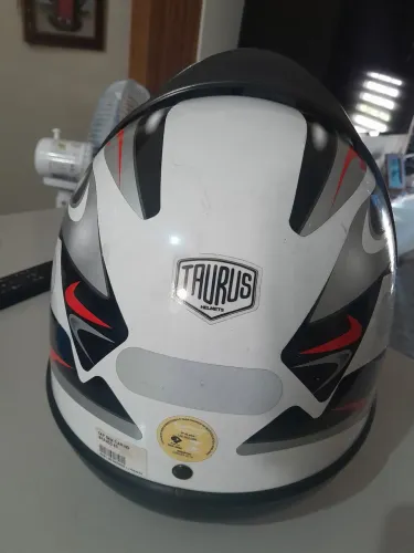 CAPACETE SAN MARINO