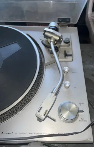 Toca-discos sansui - Vitrola