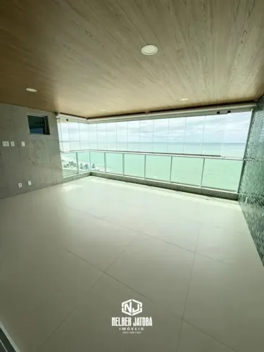 Beira-Mar | 4 Suítes | 258m² | 4 Vagas