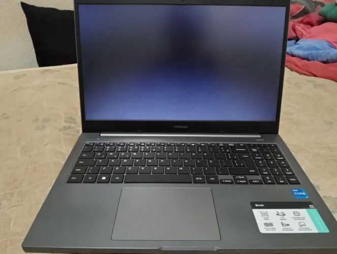 Notebook Samsung Galaxy Book I5 11GTH 24GB RAM 512SSD