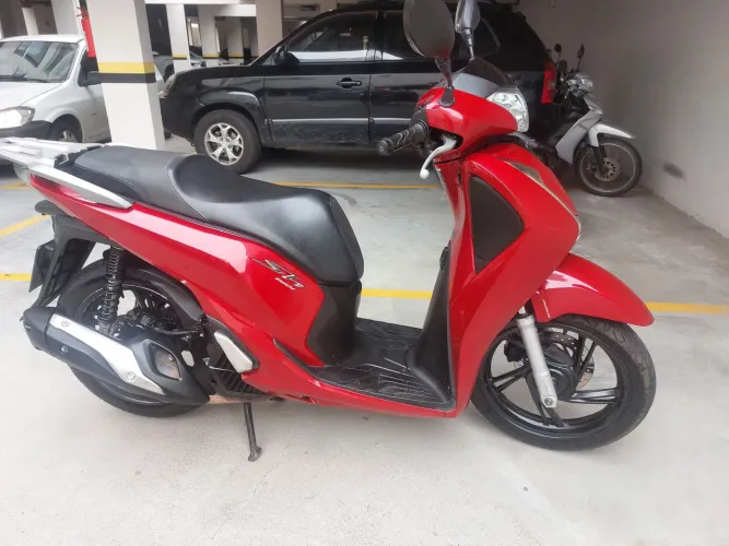 Vendo Honda SH 150i 2018 - Excelente Estado