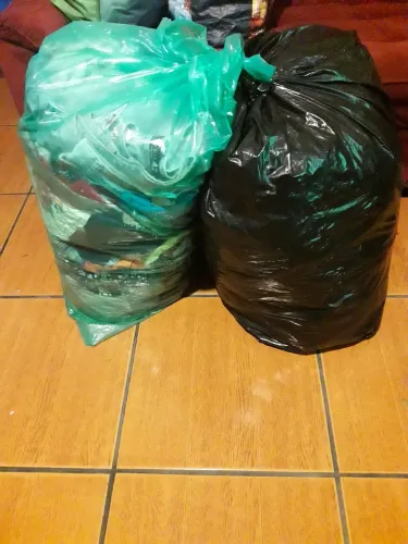 Lote feminino brechó 120 peças 