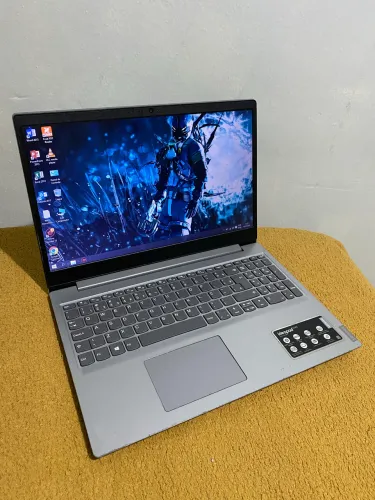 Notebook Lenovo Intel / 4gb / Hd 500gb / Window 10 e Office