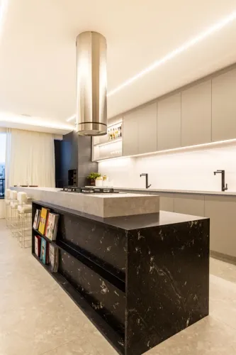 Apartamento com 3 suítes, 140m2, ao lado da Praca T23, Colegio Wr, Setor Bueno