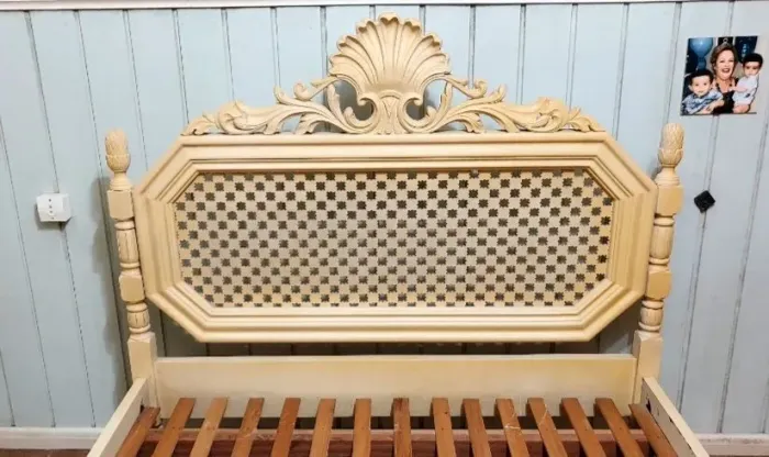 Cama casal antiga madeira