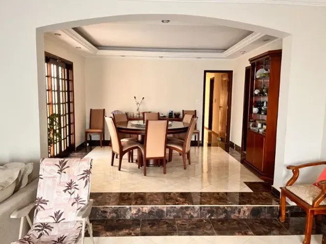 Excelente casa à venda na Vila Oliveira, em Mogi das Cruzes