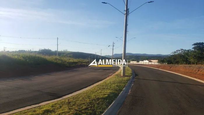 Terreno à venda, 492 m² por R$ 250.000 - Jardim Residencial Portal das Laranjeiras - Corum