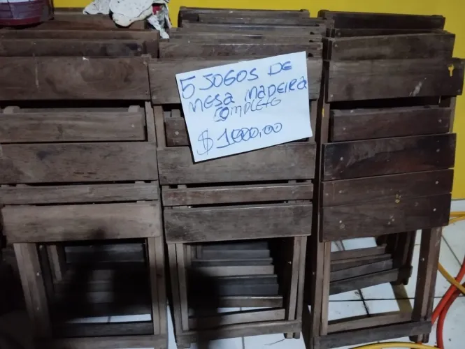 JOGO DE CADEIRAS