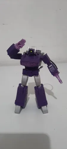 TRANSFORMERS SHOCKWAVE