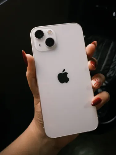 iPhone 13