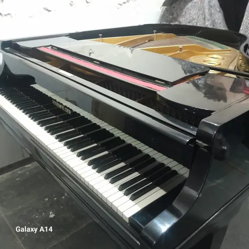 Afinador de pianos acústico