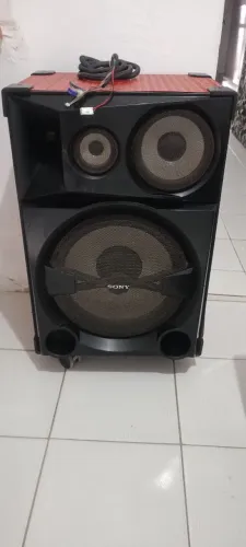 1 caixa de som do Sony shake 7