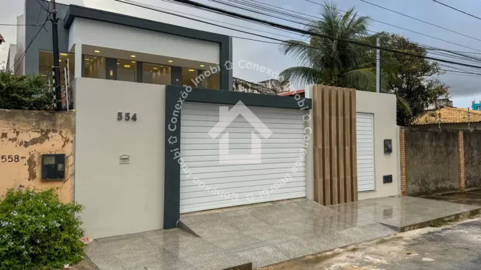 Casa Alto Padrão no Atalaia Conforto, Lazer e Excelente Localização
