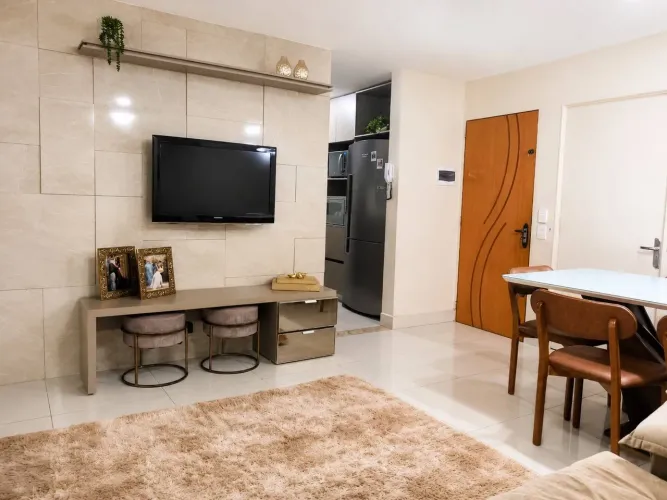 Apartamento de 3 quartos 1 suíte com varanda Mobiliado Urias Magalhães
