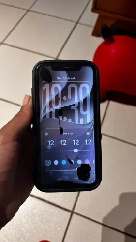 iPhone 11