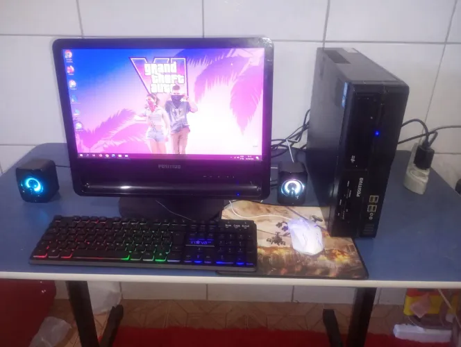 PC top core i3 de quarta geração com HD de 500gb,6gb,tela 19pl