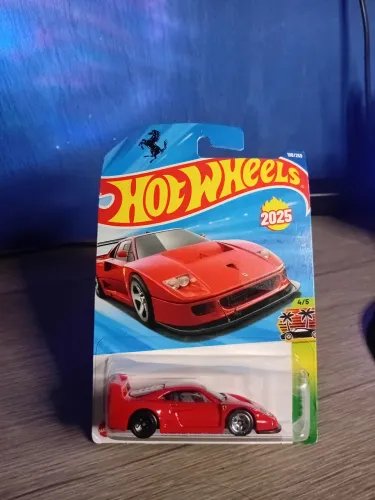 Hotweels Ferrari F40 Competizione COM DEFEITO