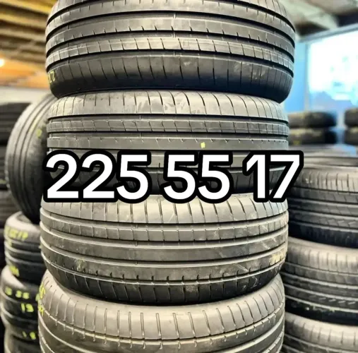 Pneus 225 55 17