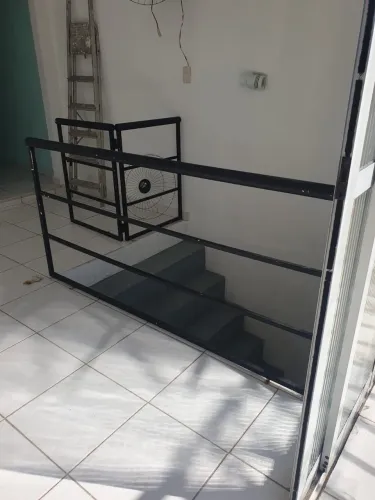 Aluga-se casa no Conjunto Promorar. 