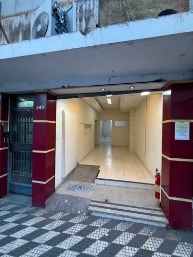 Ponto para alugar, 35 m² por R$ 5.000/mês - Centro - Pouso Alegre/MG