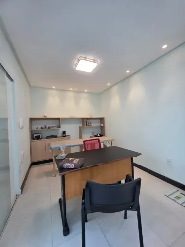 Sala Comercial 10m²/ E 21 m²