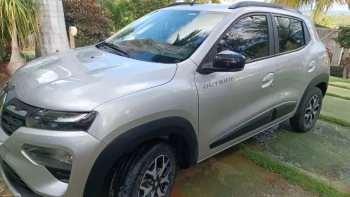 Renault Kwid Outsider 1.0 Flex 12V 5P Mec. 2025