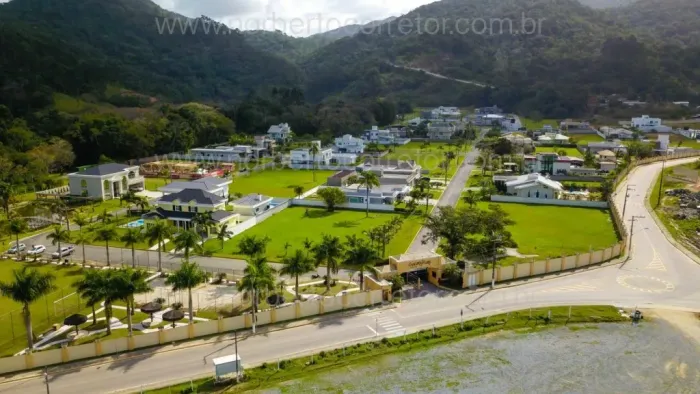 TERRENO A VENDA NO CHACARA FLORA