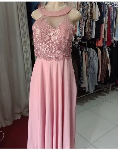 Roupas de brechó