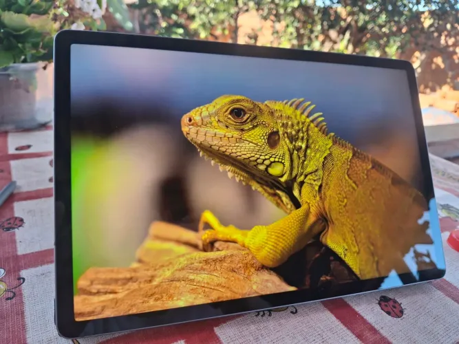 Galaxy Tab S9 FE+ (Plus) - Estado de Novo + Acessórios Completos!