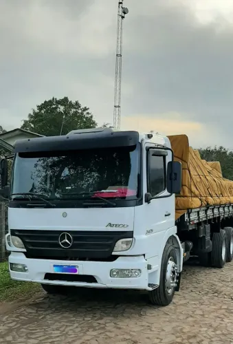 Atego 2425