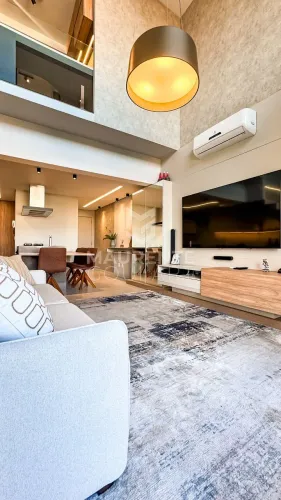 Loft com 1 dormitório no Estreito