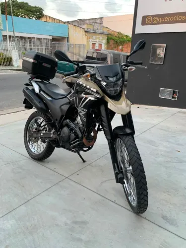 XTZ - LANDER 250