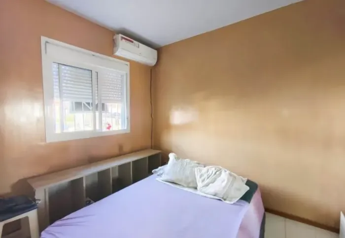 % Vendo casa no Jurunas - Entrada de 10 mil