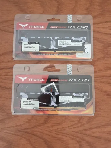 Kit Memoria RAM Gamer T-Force Vulcan 16GB 2x8GB DDR4 3200MHz - NOVA
