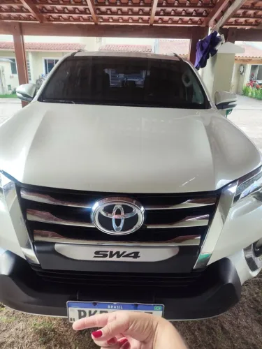 Toyota Hilux SW4 SRX 4X4 2.8 TDI 16V Dies. Aut. 2017