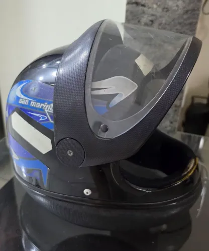 Capacete
