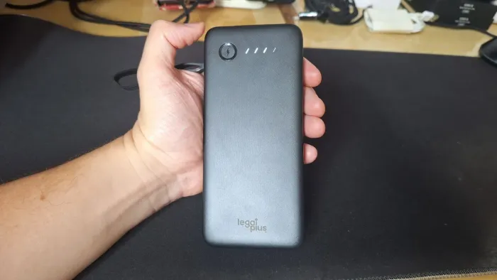 CARREGADOR EXTERNO 12000mAh POTENTE Com 4 Cabos Pra TODOS CELULARES COM LANTERNA BOA!