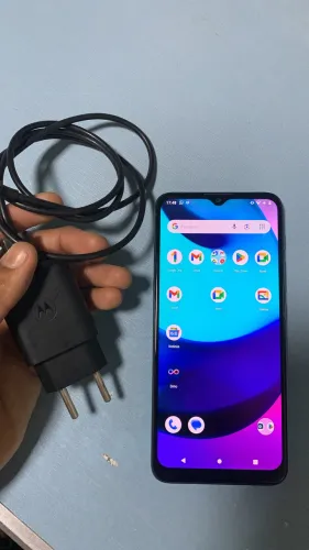 Moto e20