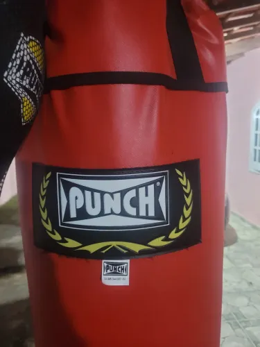 Saco de pancada 1,20 com luva punch novos