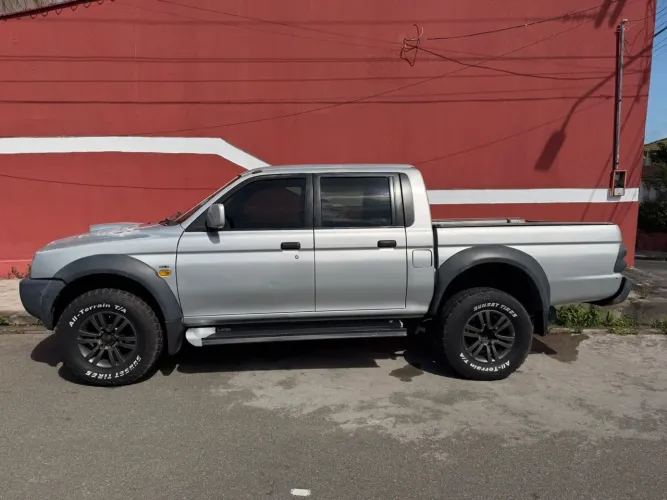 Mitsubishi L200 Outdoor HPE 2.5 4X4 CD T.dies. Mec. 2008
