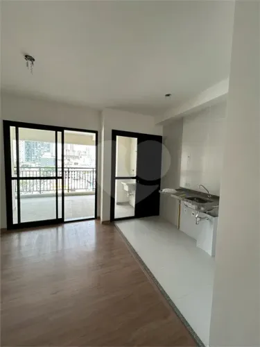 Apartamento para alugar com 3 quartos em Vila Firmiano Pinto, São Paulo