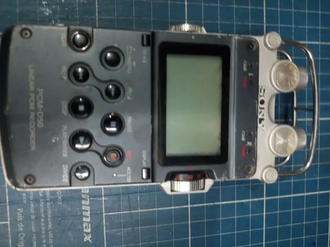 Gravador de voz Sony para reparo 