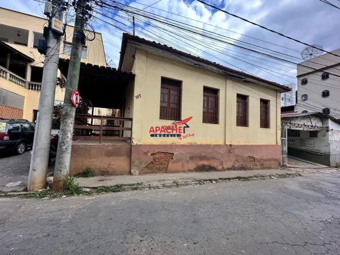 Lote a venda no Centro de Viçosa/MG.