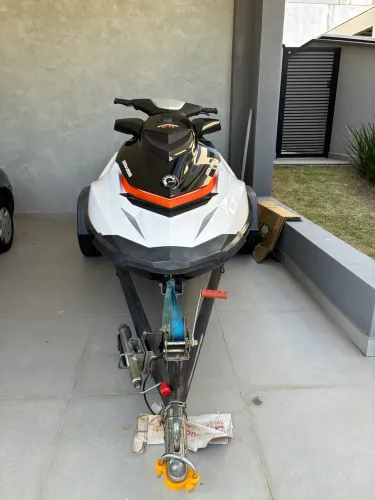 Jet ski Seadoo GTI 130 2013