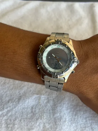 Relógio Citizen C820