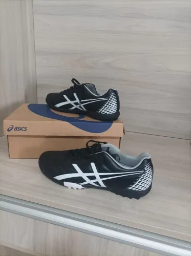 Chuteira society Asics n^ 43