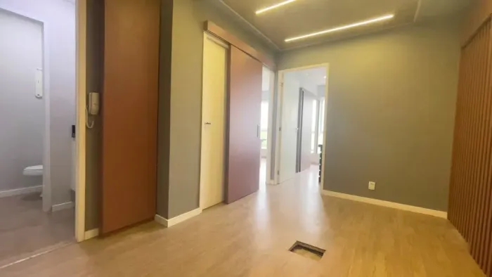 Sala para Locação com 42 m² | Edifíco Brascan - Alphaville Empresarial em Barueri/SP.