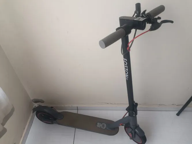 Vendo patinete elétrico bem conservado